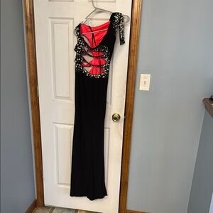 Elegant Black and Red Evening Dress